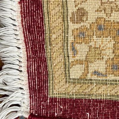 SMALL PERSIAN-STYLE THROW RUG 2x3