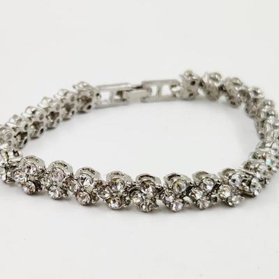 CUTE FAUX DIAMOND BRACELET