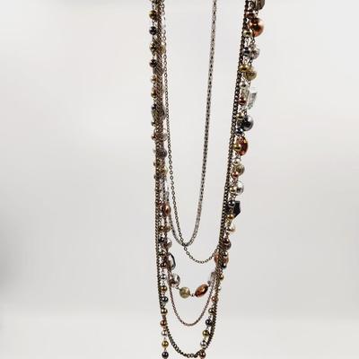 LAYERED METAL MULTI TONED NECKLACE