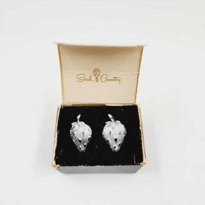VINTAGE SARAH COVENTRY STRAWBERRY CLIP ON EARRINGS