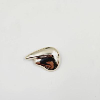 1987 AVON CELIA SEBIRIS SCULPTURED WINGS BROOCH