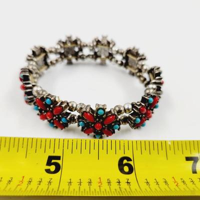 MULTI COLORED FAUX STONE STRETCHY BRACELET