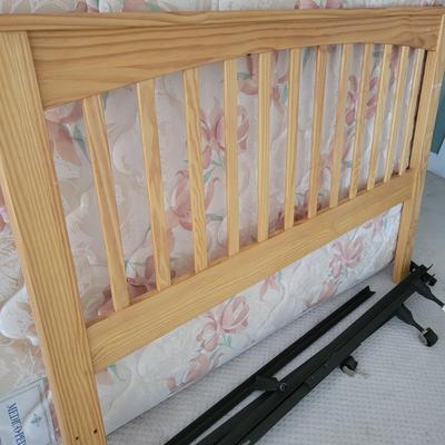 Wooden Queen Mission Style Headboard with Frame & Linens (DB-CE)
