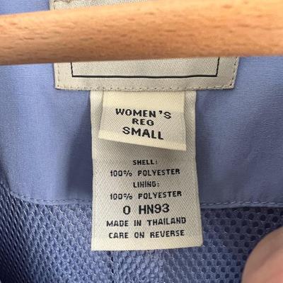 8499 L L Bean Ladies Blue Raincoat size small