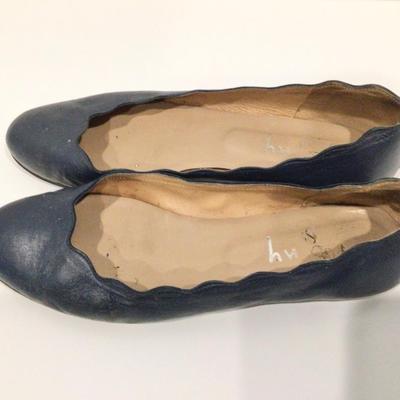 Lot. 8514. FS/NY Scolloped Leather Ballet Flats, 2 pairs, 8.5