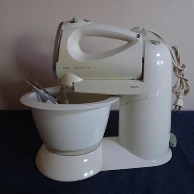 LOT 83. KRUPS STAND MIXER