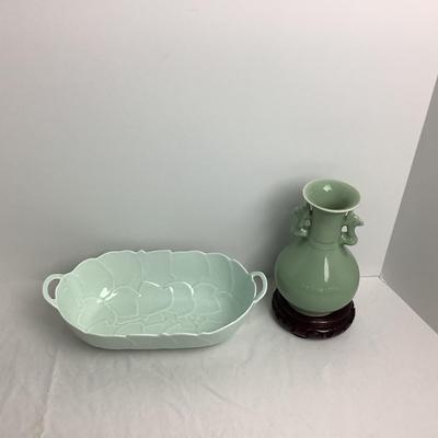 Lot 8426  Two Handled, Oval Porcelain Bowl, Andrea by Sadek / Vintage Chinoiserie Porcelain Celadon Vase