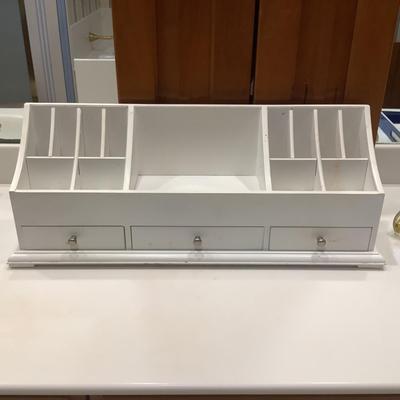 8392 White Desk Organizer