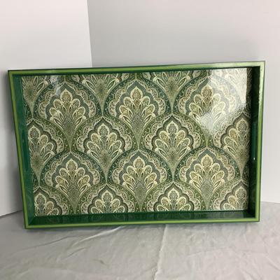 Lot. 8527  Decorative Tray / Faux Floral Arrangement
