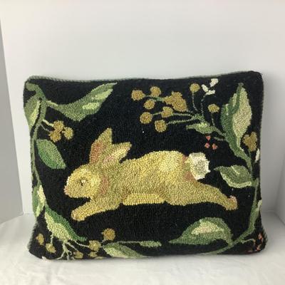 8373 Bunny in Garden Hooked Down Pillow