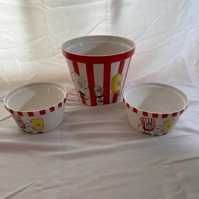 West Bend Stir Crazy Popcorn Popper & Kitchen Prep 101 Popcorn Bowl Set (K-MK)