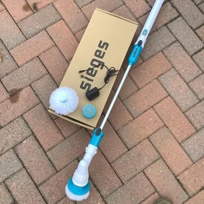 8468 Sieges Cleaner Brush with attachments
