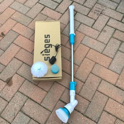 8468 Sieges Cleaner Brush with attachments