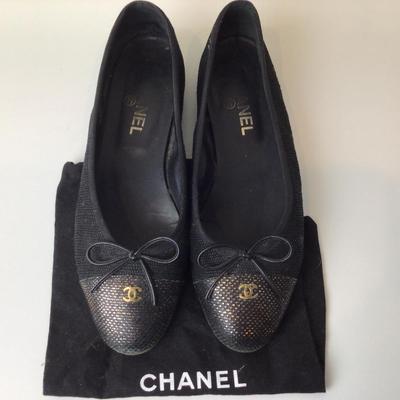 Lot. 8517. Chanel Italian Flats