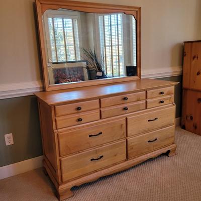 Permacraft Furniture Wooden Seven Drawer Dresser with Mirror (DB-CE)