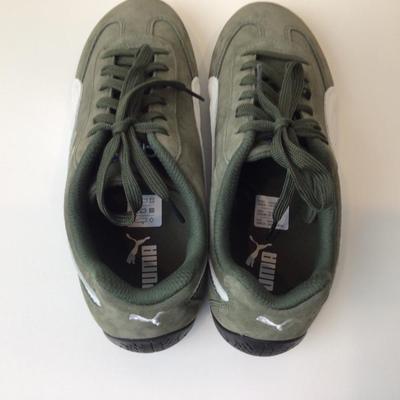 .8553. New Sparco Pumas Suede Olive Green Diving Shoes 8.5