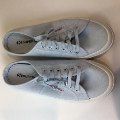Lot.8555. Two Pairs of  Sperrys & Superga Ladies Shoes