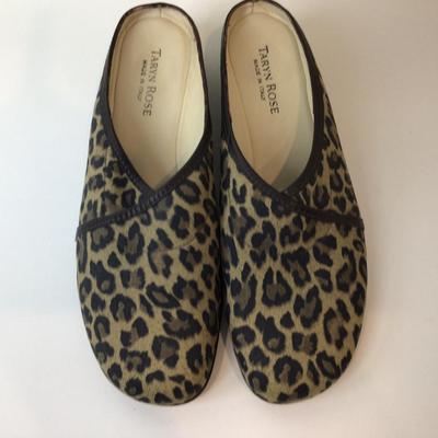 Lot.8556. Taryn Rose Italian Slip on shoes, 39.5