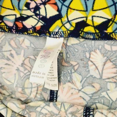 LU LA ROE ONE SIZE FITS ALL LEGGINGS