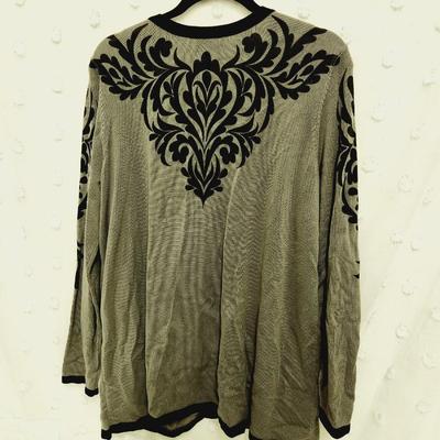 VINTAGE BOB MACKIE XL GREY & BLACK BUTTON UP SWEATER
