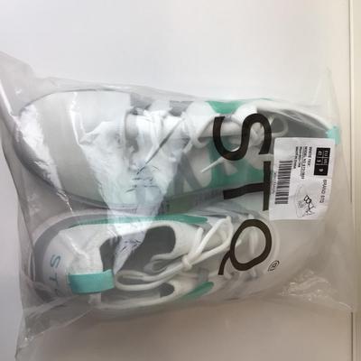 Lot. 8558. STQ White and teal Sneakers, size 9