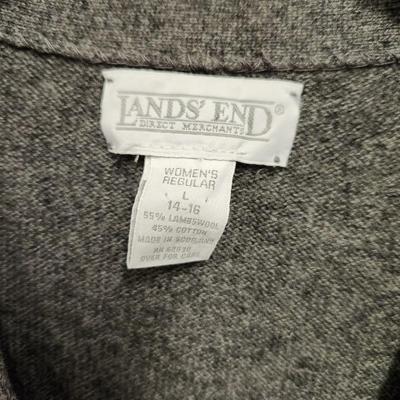 LANDS END WOMENS LARGE 14 - 16 BUTTON UP SWEATER