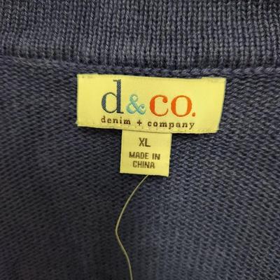 D&CO XL DARK BLUE NEW SWEATER