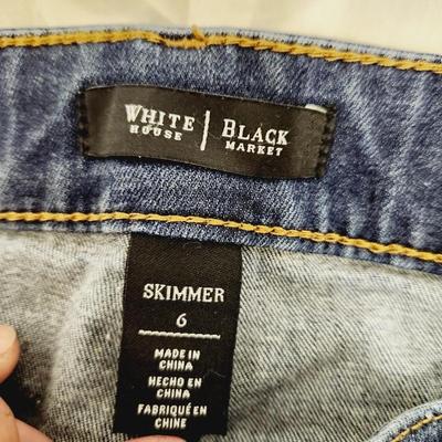 WHITE HOUSE - BLACK MARKET SKIMMER SIZE 6 JEANS