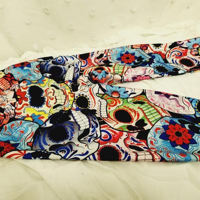 SIZE MED SKULL DESIGNED STRETCHY LEGGINGS