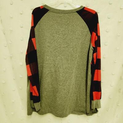 MERRY CHRISTMAS XXL PLAID & GREY BLOUSE