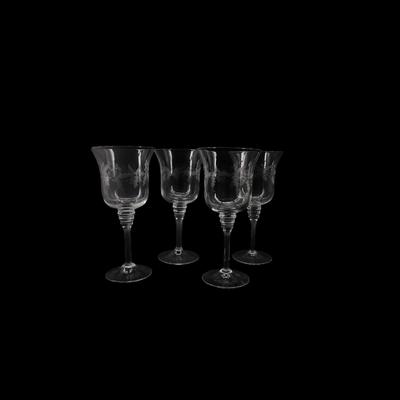 (4 pcs) Vintage Etched Holiday Wine Glasses