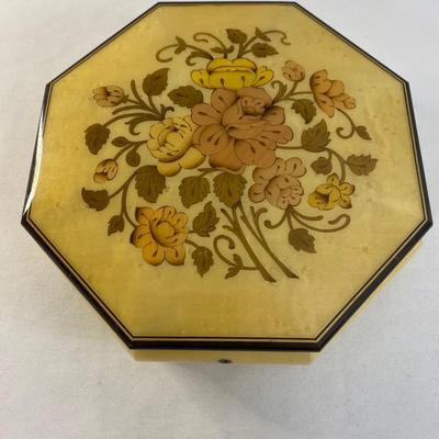 SAN FRANCISCO Music Box Company Vintage Jewelry Music Box