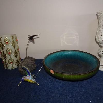 LOT 96. HOME DECOR