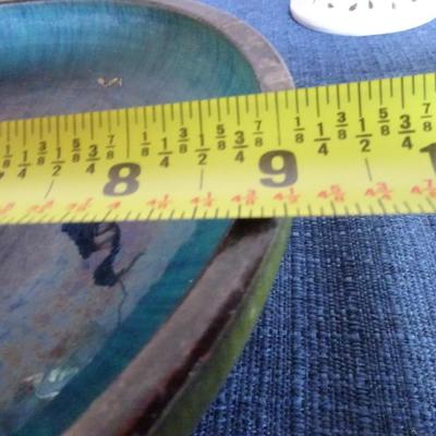 LOT 96. HOME DECOR