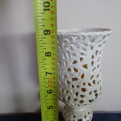 LOT 96. HOME DECOR