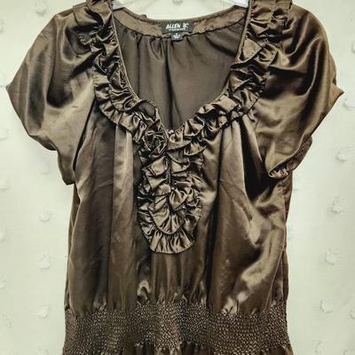 ALLEN B SIZE MEDIUM CHOCOLATE COLORED RUFFLED BLOUSE