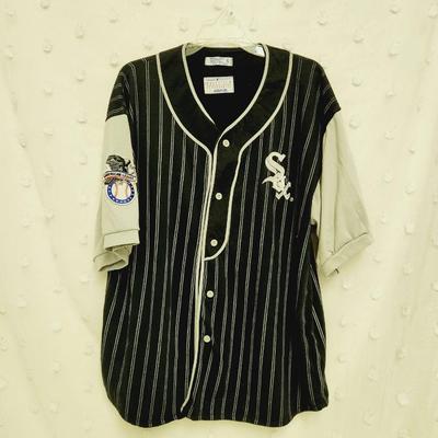 GENIUNE STARTER SOX JERSEY SIZE XL