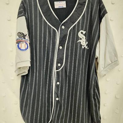 GENIUNE STARTER SOX JERSEY SIZE XL