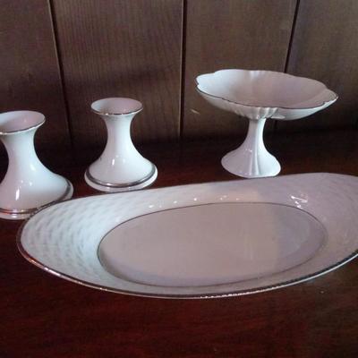 LOT 108. LENOX CHINA