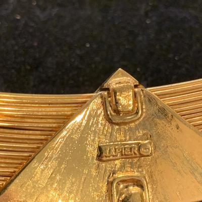 #98 Vintage Gold/Black Napier Necklace-C16