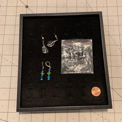 #137 Two Pairs of Earrings-D20