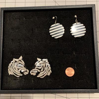 #184 Zebra and Stripes Earrings-D64