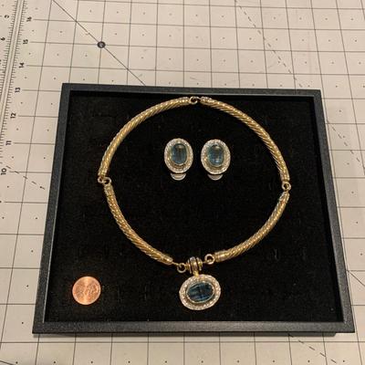 #211 Gold With Blue Necklace and Clip on Earrings