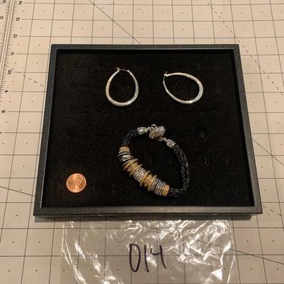 #221 Beautifuk Bracelet and Loop Earrings-D14