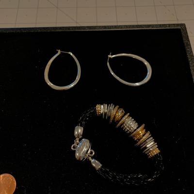 #221 Beautifuk Bracelet and Loop Earrings-D14