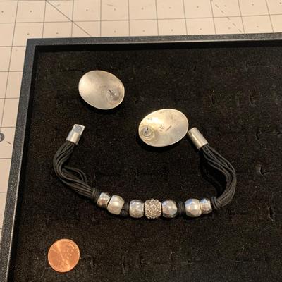 #222 Black/Silver Earrings and Bracelet-D15