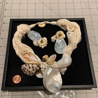 #238 Seashell Earrings and Necklace-D29