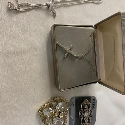 JEWELRY LOT OF 4