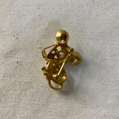 VINTAGE AVON PINS