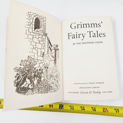 1963 GRIMM FAIRY TALE BOOK